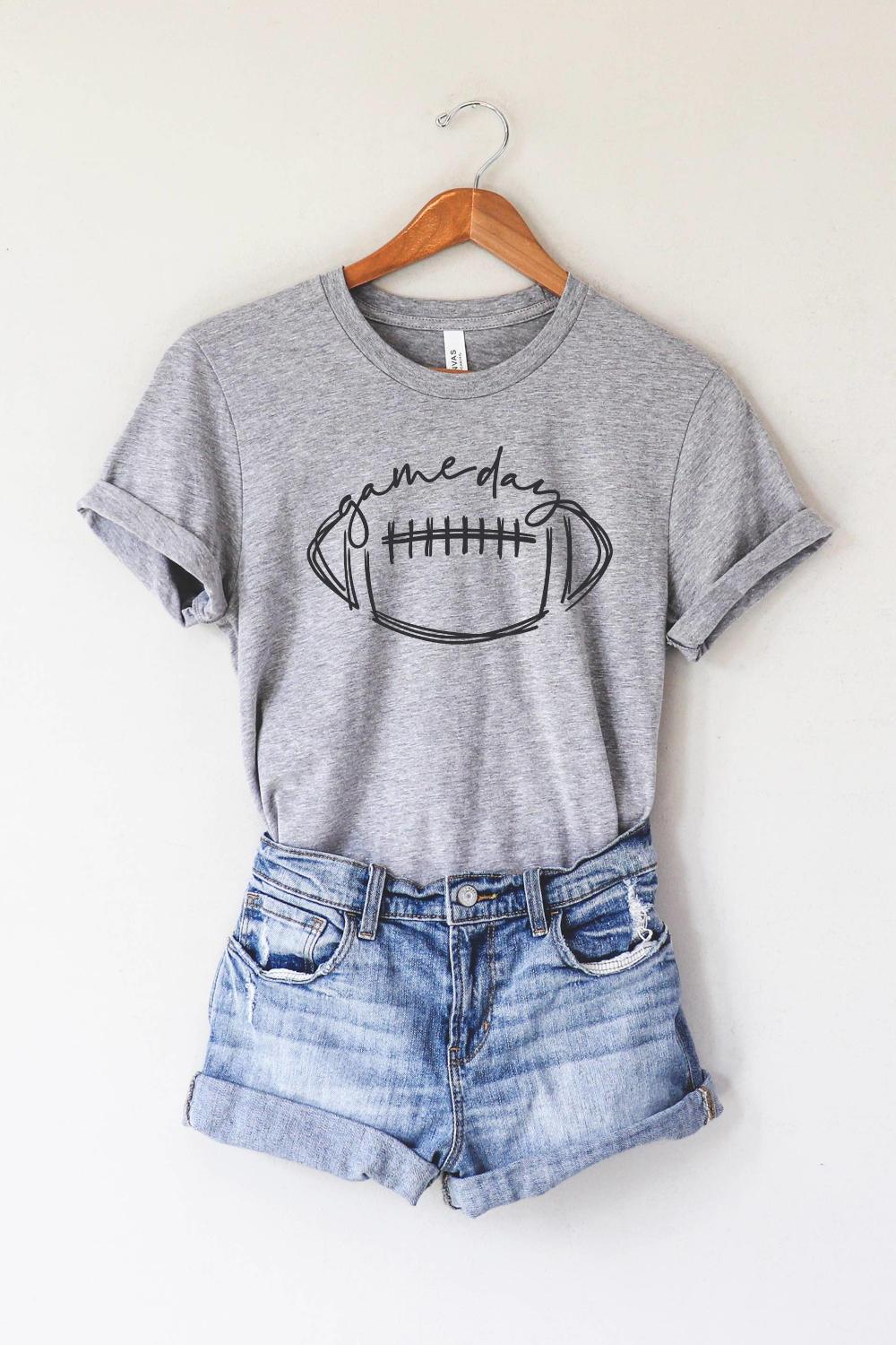 Gameday T-Shirt - Strawberry Moon Boutique