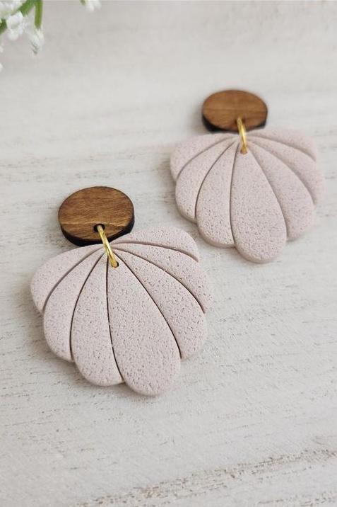 Ivory Clay Earrings - Strawberry Moon Boutique