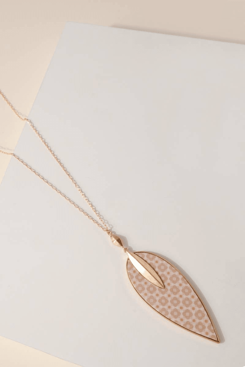 Ivory Leaf Wood Pendant Necklace - Strawberry Moon Boutique