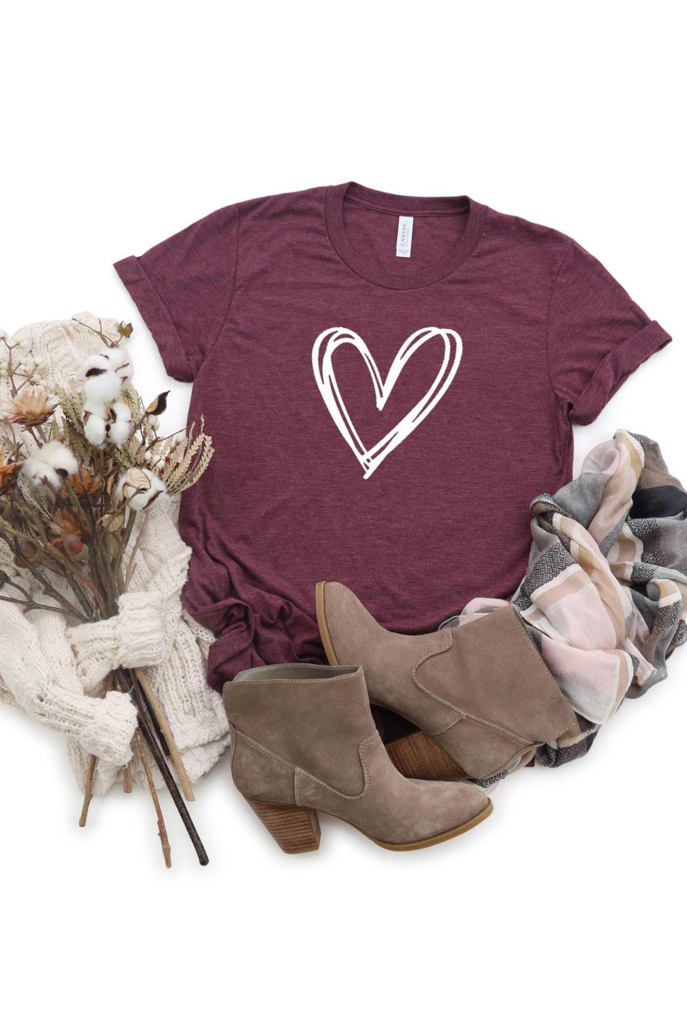 Mulberry Heart Graphic Tee - Strawberry Moon Boutique