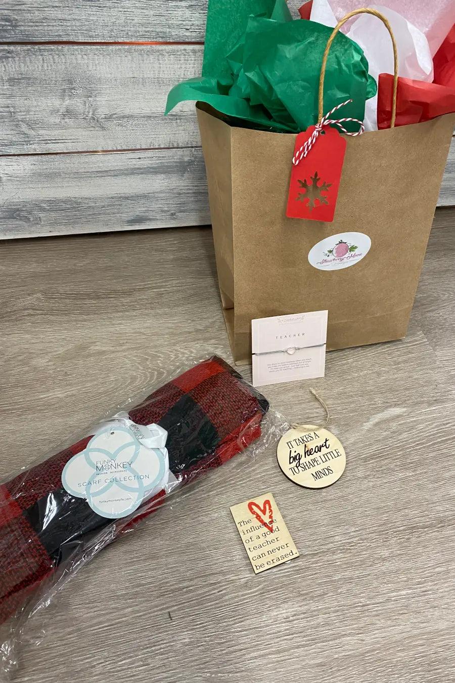 Teacher Deluxe Bracelet Holiday Grab & Go Gift Bag - Strawberry Moon Boutique