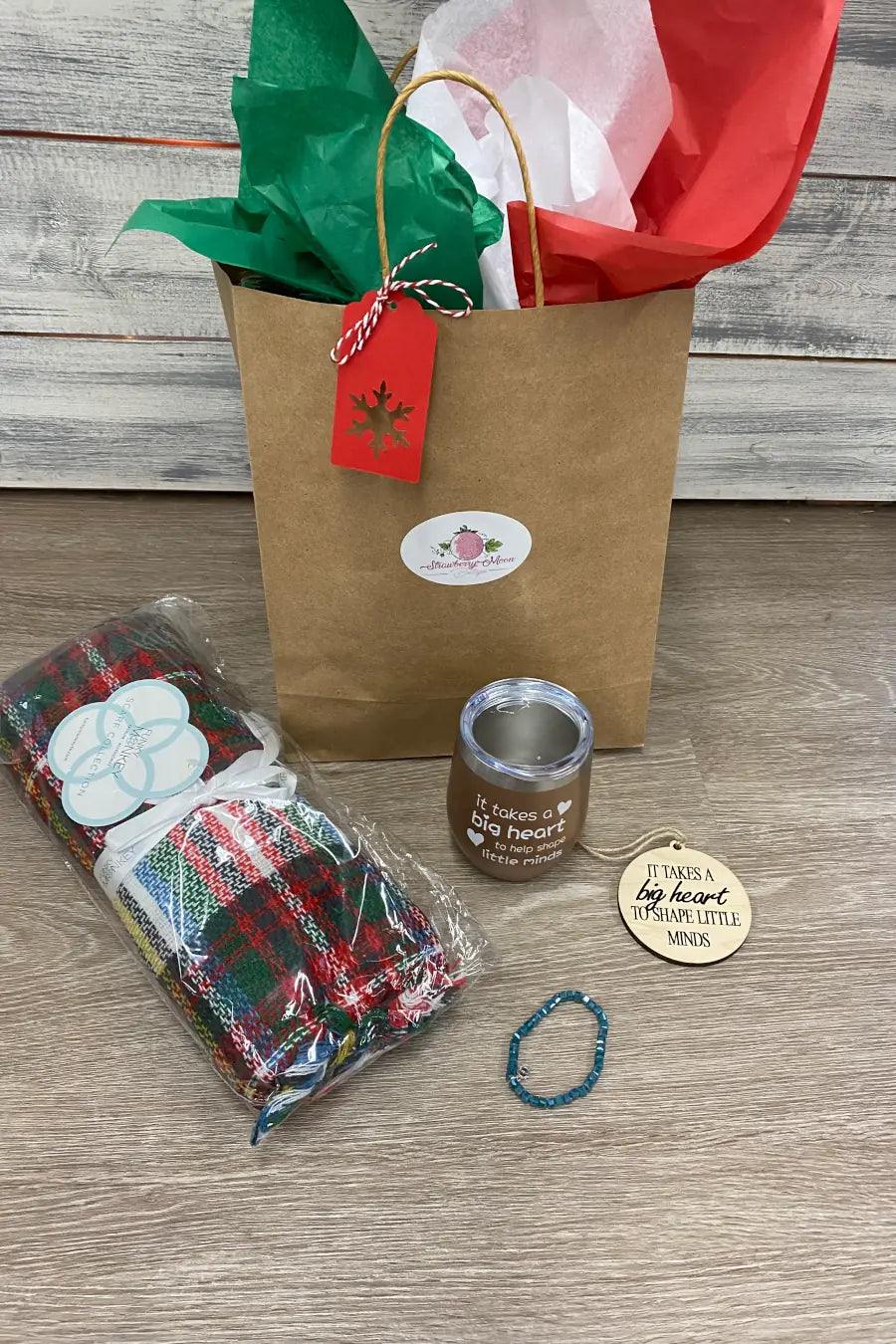 Teacher Deluxe Tumbler Holiday Grab & Go Gift Bag - Strawberry Moon Boutique